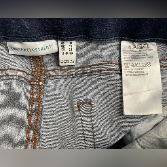 Canyon Retreat (Denim & Co.) distressed jeans with tuxedo stripe - Picture 5 of 11